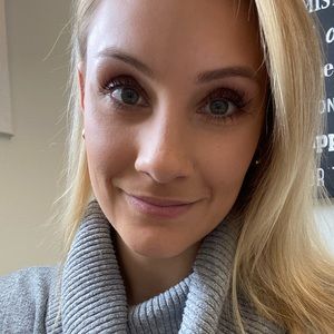 Meet your Posher, Vanessa